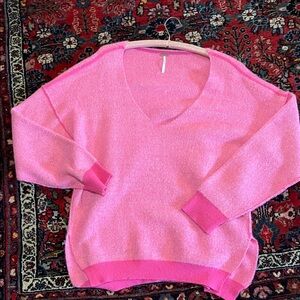 Free People Bubblegum Pink oversized V-Neck Sweater